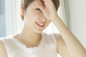 �Ը�������Ůд���ͼ